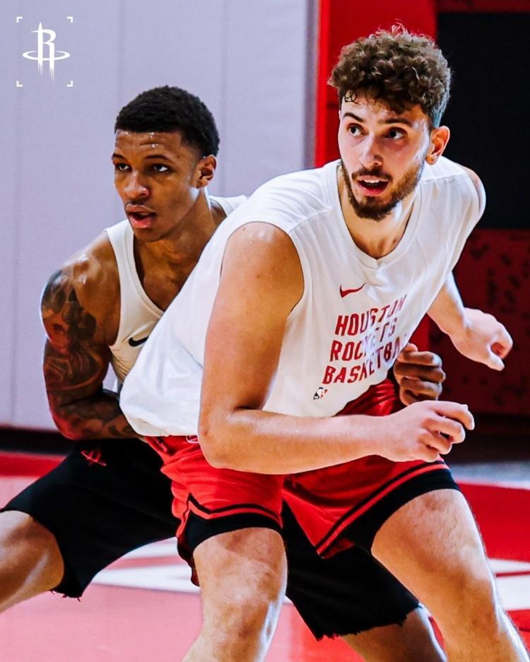 开云体育入口-定了！土耳其男篮名单出炉，火箭队申京成第1球星！将死磕约基奇