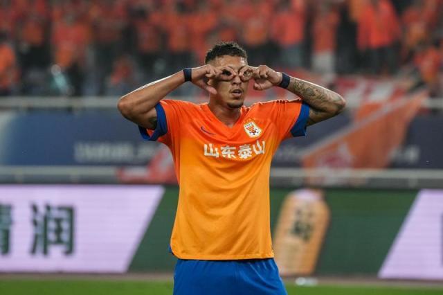 kaiyun-【亚冠】克雷桑破门郑铮头球绝平 泰山2比2平横滨